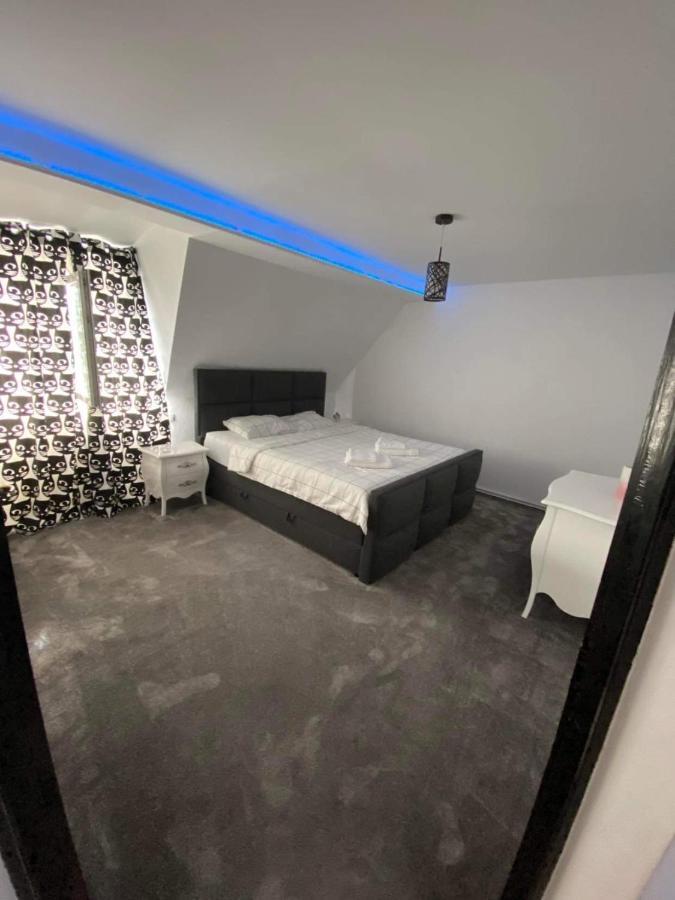 Apartament Ema Bistriţa Exteriör bild