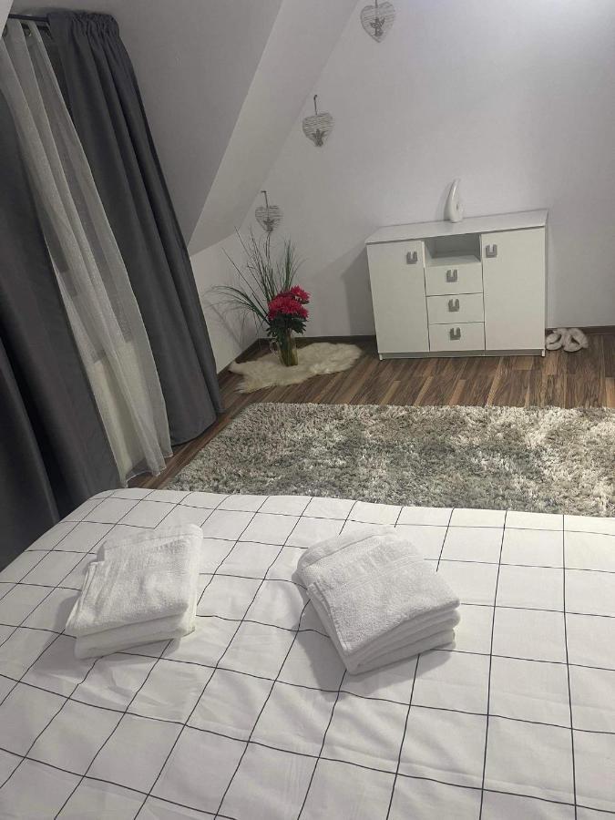 Apartament Ema Bistriţa Exteriör bild
