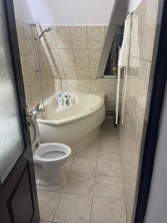 Apartament Ema Bistriţa Exteriör bild