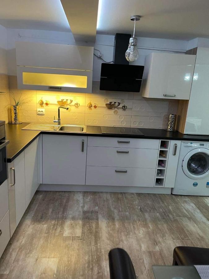 Apartament Ema Bistriţa Exteriör bild